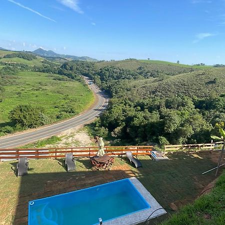 Chacrinha Pousada E Restaurante Chale Tucano Caldas  Εξωτερικό φωτογραφία