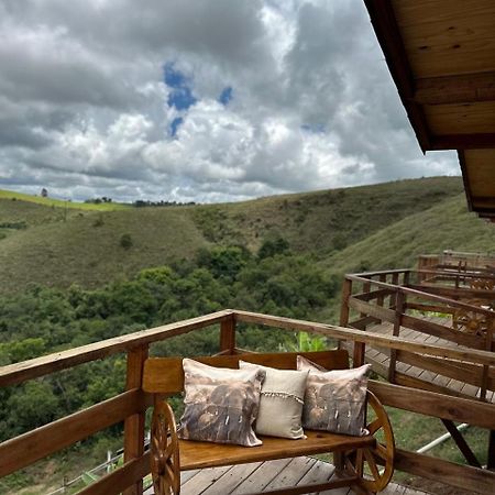 Chacrinha Pousada E Restaurante Chale Tucano Caldas  Εξωτερικό φωτογραφία